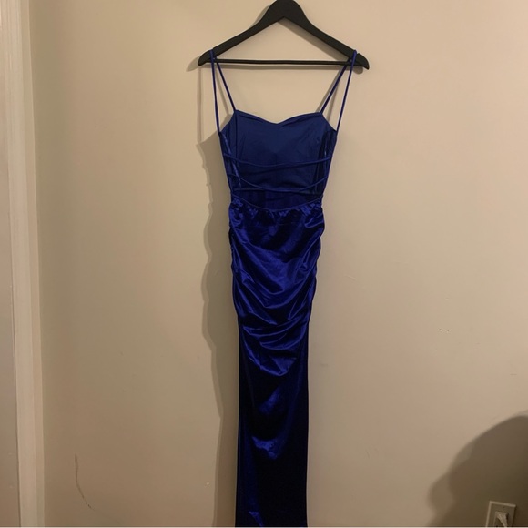 Windsor evening gown - Picture 2 of 4